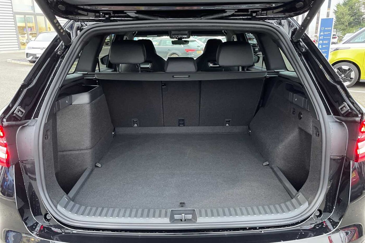 SKODA Kodiaq SportLine (5 seats) 1.5 TSI iV 204 PS DSG