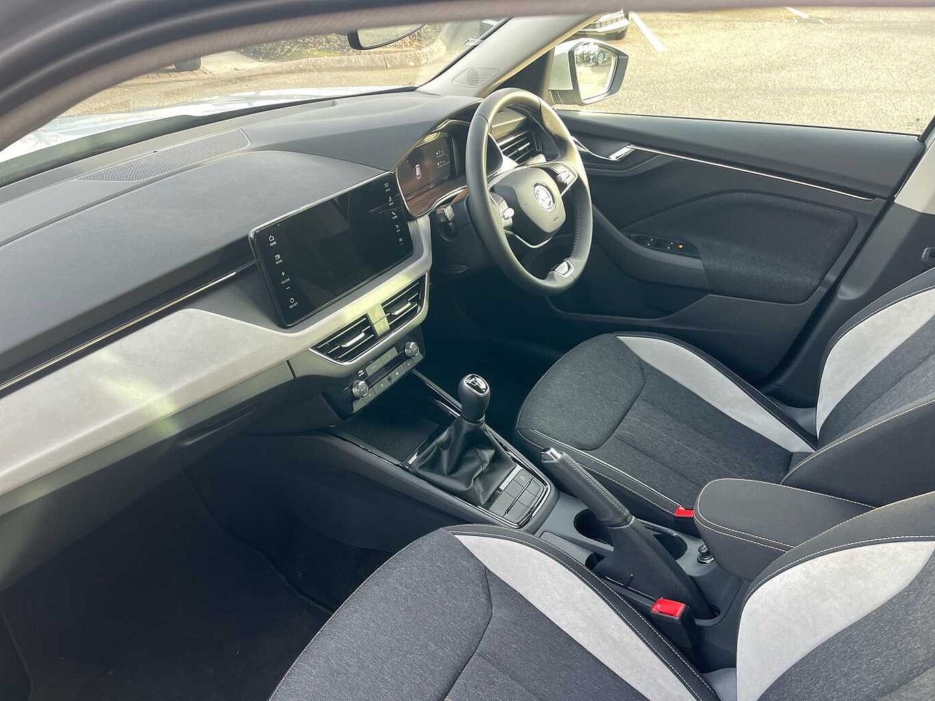SKODA Kamiq Hatchback 1.5 TSI SE L 5dr