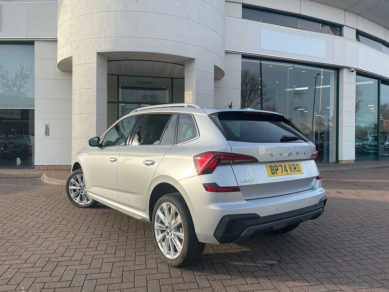SKODA Kamiq Hatchback 1.5 TSI SE L 5dr