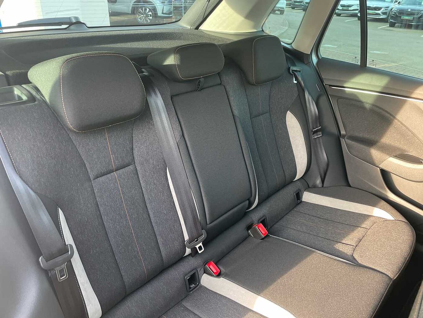 SKODA Kamiq Hatchback 1.5 TSI SE L 5dr